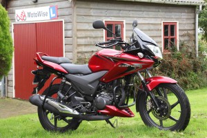 Honda CBF125 voor rijlessen en rijexamen A1